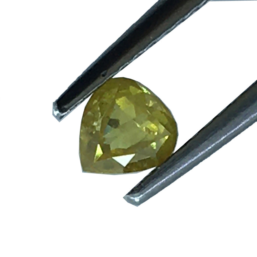 0.46Ct - IGI CERTIFIED - NATURAL FANCY YELLOW DIAMOND