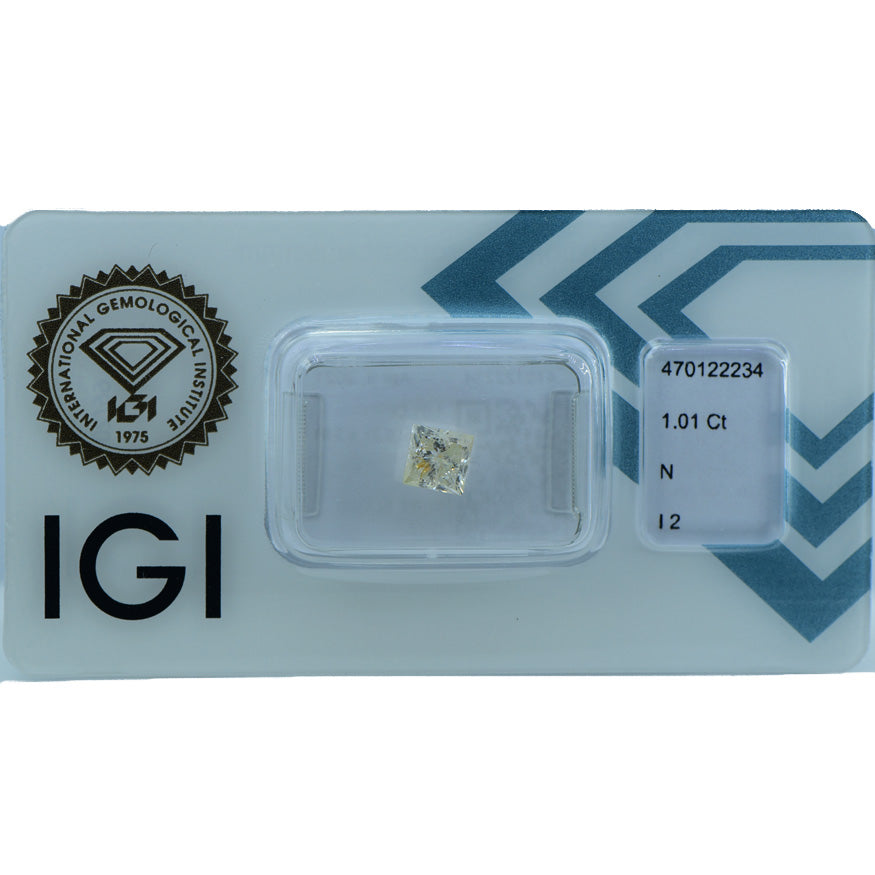 1.01Ct - NATURAL ORANGY YELLOW DIAMOND- IGI CERTIFIED