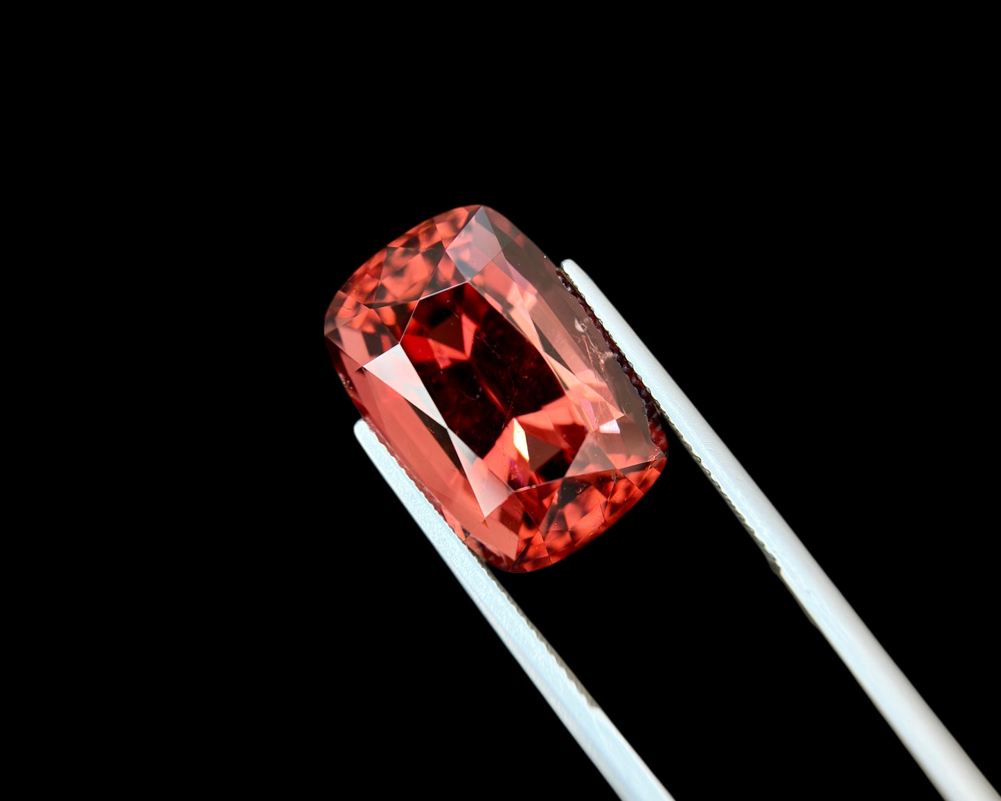 24.84 CT NATURAL TOURMALINE PERFECT CUSHION CUT