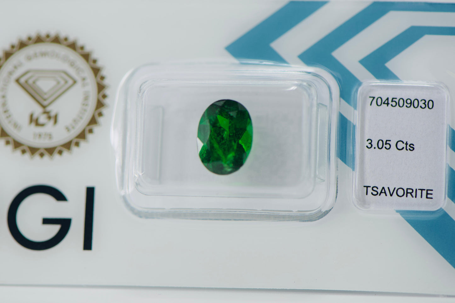 3.05 NATURAL TSAVORITE WITH IGI CERTIFICATE